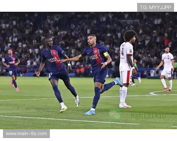 巴黎圣日耳曼客场失利分析：高位逼抢暴露防守空当