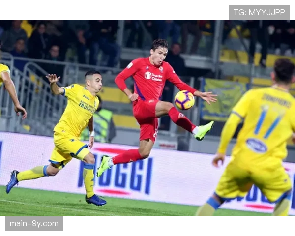 弗罗西诺内年轻门将获颁四月最佳扑救奖,擅长出击成特点